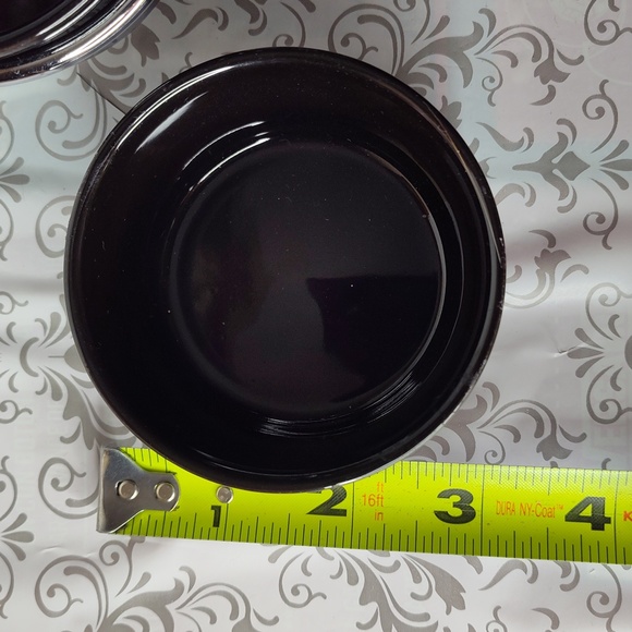 Revolving 6-pc Dip Ceramic Bowls 11x11x9 ** 1 bowl has a crack ** - Picture 4 of 8